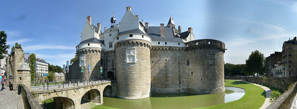 Château des Ducs de Bretagne, Nantes.  Wikipedia