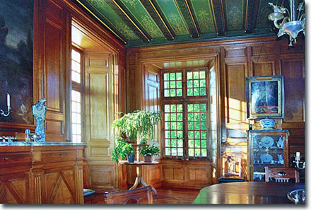 Dining Room at Chateau du Fraisse.  Copyright Marquis des Monstiers.  All rights reserved.