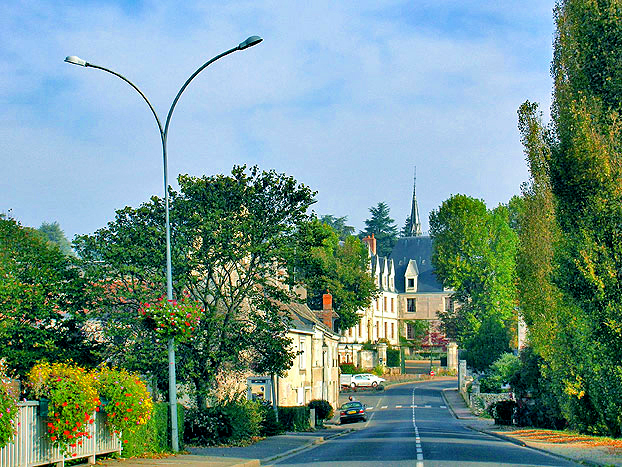 Reignac-sur-Indre.  Copyright Cold Spring Press.  All rights reserved.