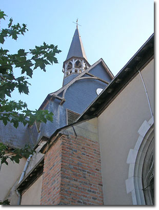 Eglise Saint-Georges, Salbris.  Copyright Cold Spring Press.  All rights reserved.