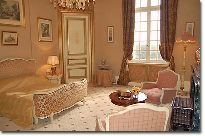 Elegant guest room at the château