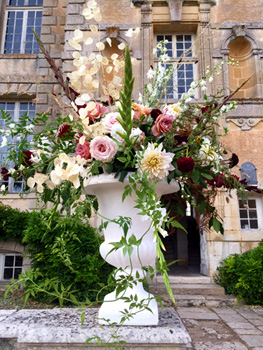 Floral arrangement at Saint-Loup