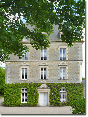 The Pavillon at Château de Tocqueville.  Photo copyright S. Tocqueville.  All rights reserved.