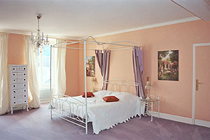 Chambre Lavande at Domaine Ployez-Jacquemart.  Photo copyrighted by Cold Spring Press 2009.  All rights reserved.