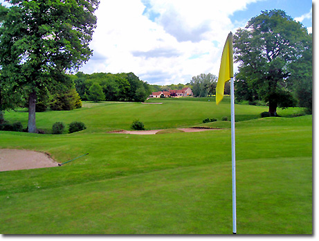 Golf at Château de Cheverny      Wikipedia